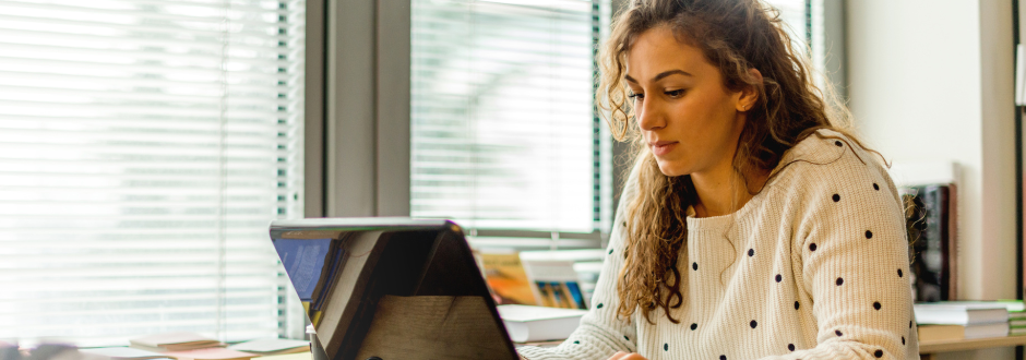 Top Scholarships for Military Spouses and Children